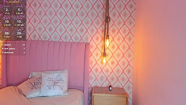 AGATHASMITH5 online show from 03.06.25