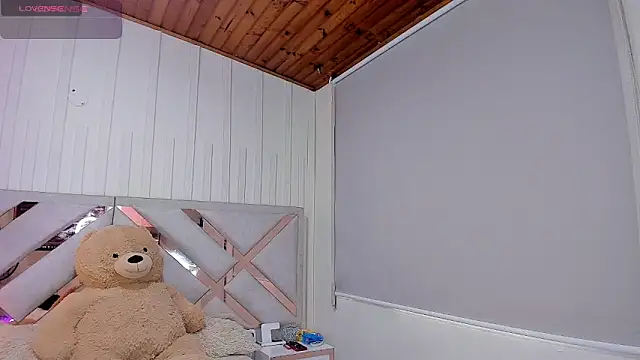 CRAZY-BOY99 online show from 03.02.25