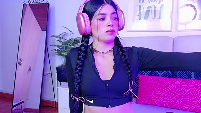 SaritaBratz online show from 10.09.25