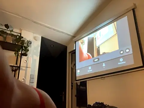 Snapshot of Bubba7519 chatting on 10.20.25 Bubba7519 online show from 10.20.25