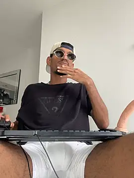 Miguel bigcock online show from 02.22.26