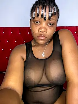 Beyoncex05 online show from 10.28.25