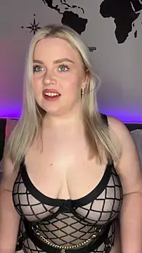 April Vancee online show from 10.14.25