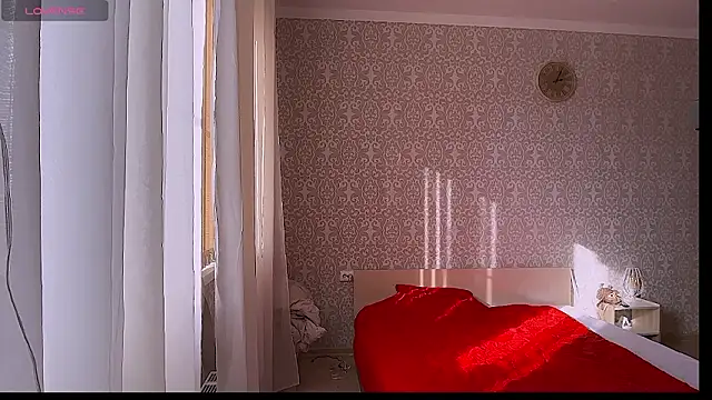 Snapshot of JaneVibes chatting on 02.05.26 JaneVibes online show from 02.05.26