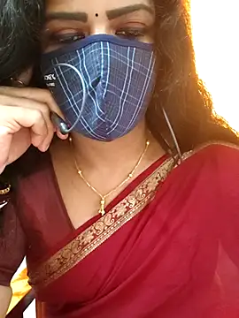 Snapshot of ashmitha chatting on 10.16.25 ashmitha online show from 10.16.25