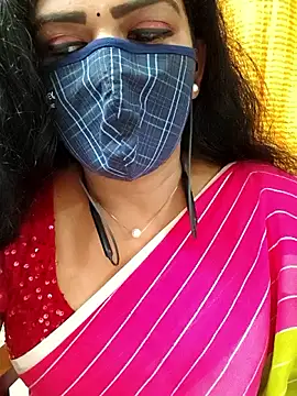 Snapshot of ashmitha chatting on 10.21.25 ashmitha online show from 10.21.25