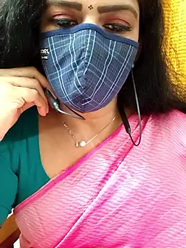 Snapshot of ashmitha chatting on 10.24.25 ashmitha online show from 10.24.25