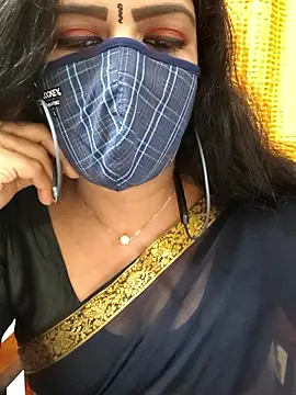 Snapshot of ashmitha chatting on 11.01.25 ashmitha online show from 11.01.25