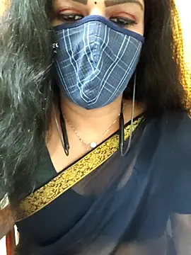 Snapshot of ashmitha chatting on 11.10.25 ashmitha online show from 11.10.25