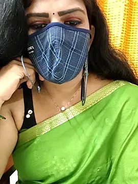 Snapshot of ashmitha chatting on 11.19.25 ashmitha online show from 11.19.25