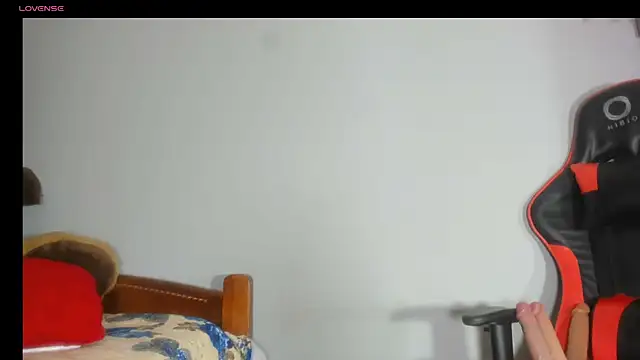 hot-nikol online show from 04.17.26