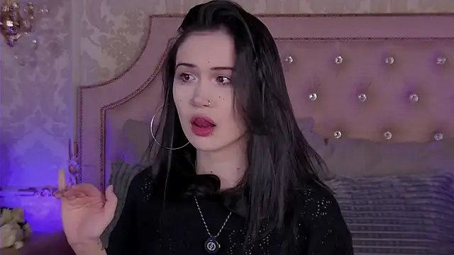 HeatherSweet  online show from 03.23.26