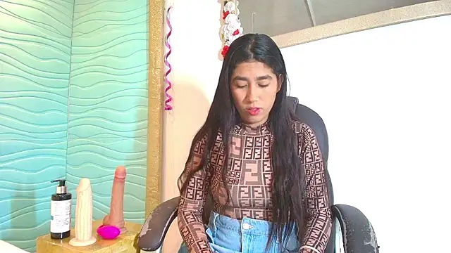 Mia Montess online show from 02.13.26