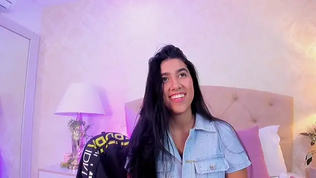 Mia Montess online show from 07.02.26