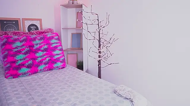 tommy blue online show from 09.12.25