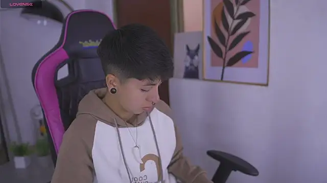 tommy blue online show from 09.22.25