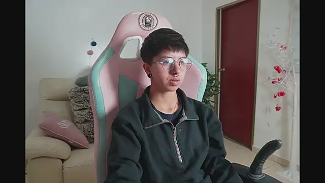 tommy blue online show from 10.01.25