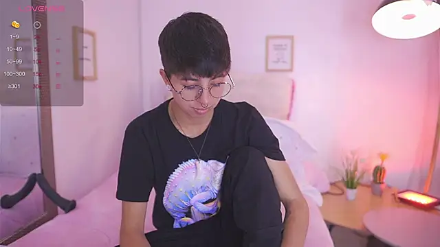 tommy blue online show from 10.27.25