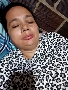 Camila prado online show from 03.05.25
