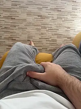 ategurl192 online show from 04.01.26