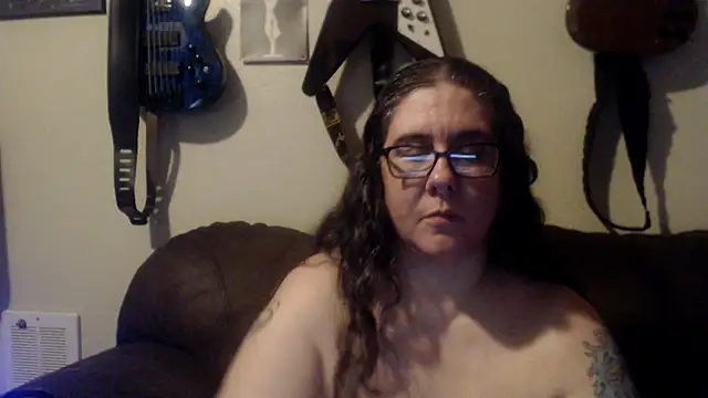 Dreaming Of Blue online show from 03.06.25