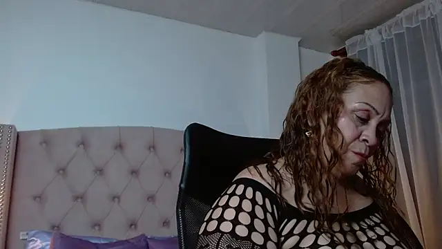 scarlettbooty online show from 03.05.25