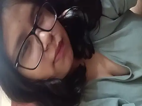 Maferyale online show from 02.06.26