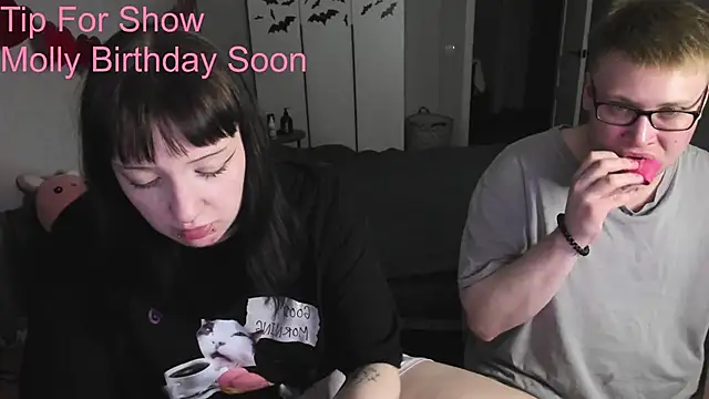 Snapshot of JayMollyy chatting on 05.26.26 JayMollyy online show from 05.26.26