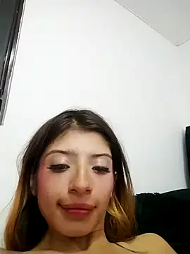 KratosAfroditacs online show from 02.15.26