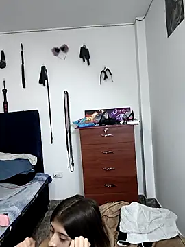 KratosAfroditacs online show from 04.16.26