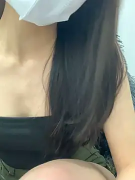 Lyly2525 online show from 03.10.25