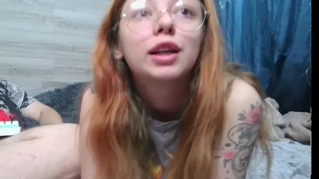 Snapshot of MySweetGirls chatting on 07.19.26 MySweetGirls online show from 07.19.26