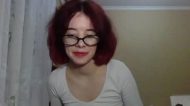 Snapshot of _Amber_Doll_ chatting on 03.07.25 Amber Doll online show from 03.07.25