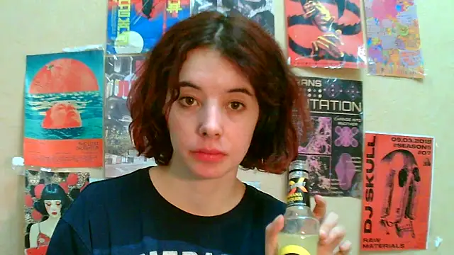 Snapshot of _Amber_Doll_ chatting on 03.20.25 Amber Doll online show from 03.20.25