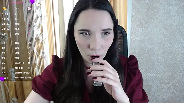 KateForLove online show from 03.07.25