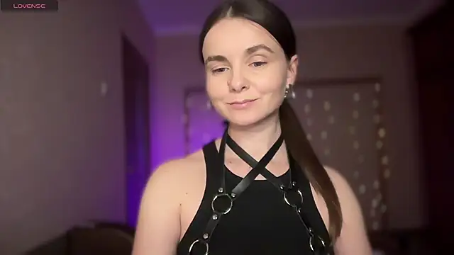 Snapshot of lanaloulou chatting on 10.24.25 lanaloulou online show from 10.24.25