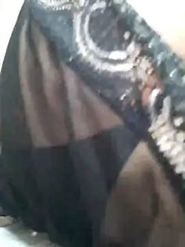 Sandra42 online show from 10.30.25