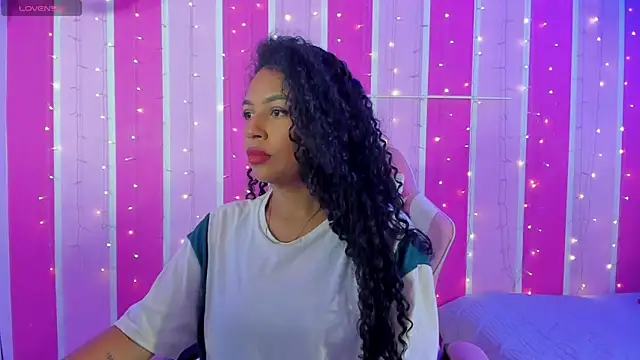 Snapshot of Sasha_rd chatting on 11.08.25 Sasha rd online show from 11.08.25