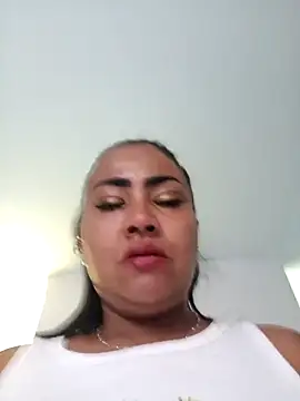 Snapshot of Ariana_Rodriguez chatting on 02.15.26 Ariana Rodriguez online show from 02.15.26