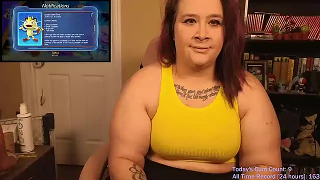 Snapshot of VioletNova chatting on 02.23.26 VioletNova online show from 02.23.26