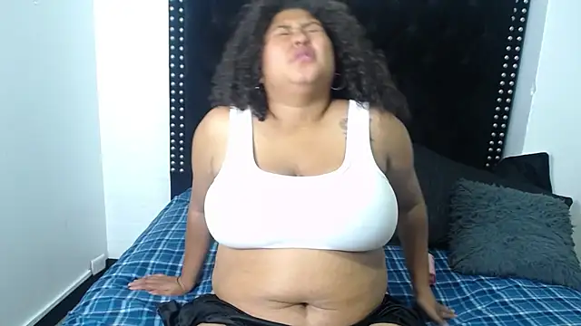 Ayliinn  online show from 03.16.25