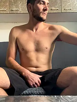 Snapshot of Anthopassif84 chatting on 10.22.25 Anthopassif84 online show from 10.22.25