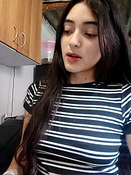 Valen Person online show from 12.02.25