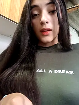 Valen Person online show from 12.03.25