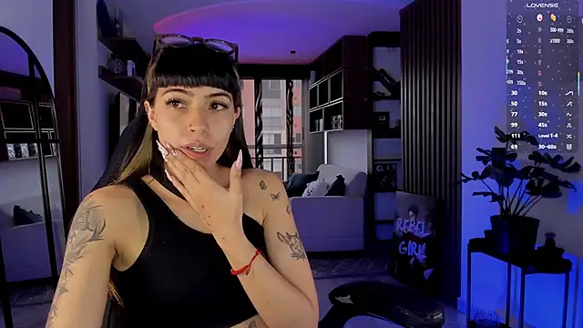 Saraa Desiree online show from 02.10.26