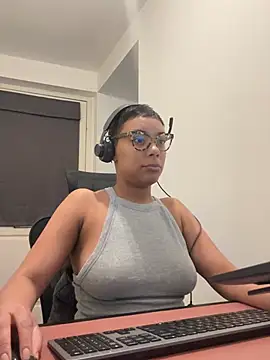 Melia Rayne online show from 02.02.26