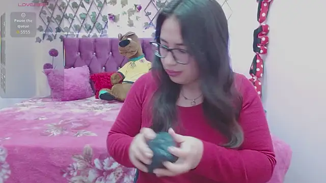 Snapshot of Anny__cute chatting on 09.09.25 Anny cute online show from 09.09.25