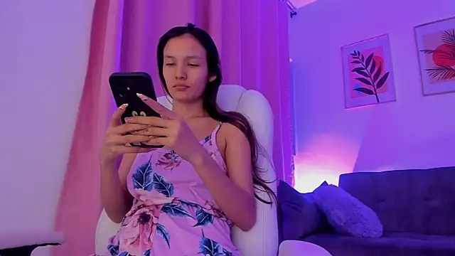 Snapshot of gaaby_foxx chatting on 11.26.25 gaaby foxx online show from 11.26.25