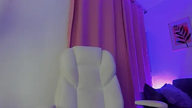 Snapshot of gaaby_foxx chatting on 11.27.25 gaaby foxx online show from 11.27.25