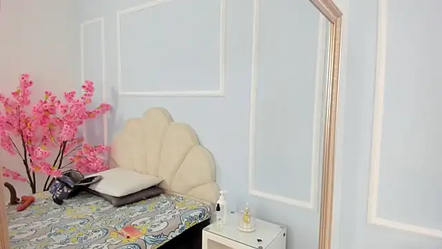 Candaceoweens online show from 03.11.25